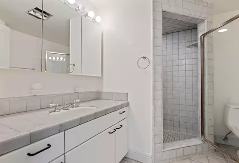 Bath - 1588 E Valley Rd, Montecito, CA 93108 photo 2 of 2