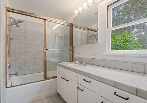 Bath - 1588 E Valley Rd, Montecito, CA 93108 photo 1 of 2
