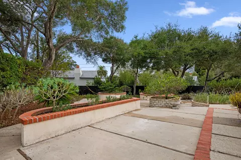 Exterior - 1588 E Valley Rd, Montecito, CA 93108 photo 2 of 8