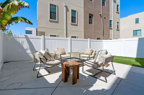 Exterior - 1066 Canal St, Oxnard, CA 93035 photo 8 of 15