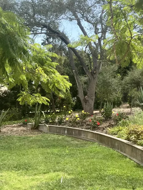 Exterior - 2240 Sycamore Canyon Rd, Montecito, CA 93108 photo 3 of 5