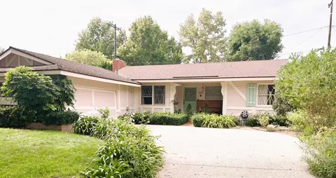 982 Barcelona Dr, Santa Barbara, CA 93105