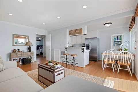 Living - 4975 Sandyland Rd # 302, Carpinteria, CA 93013 photo 1 of 2