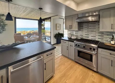 Kitchen - 3559 Padaro Ln, Carpinteria, CA 93013 photo 1 of 2
