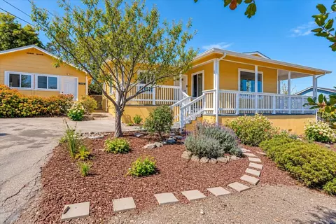 Exterior - 2347 Adams St, Cambria, CA 93428 photo 1 of 18