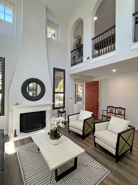 Living - 224 King Daniel Ln, Goleta, CA 93117 photo 1 of 3