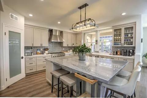 Kitchen - 224 King Daniel Ln, Goleta, CA 93117 photo 2 of 3