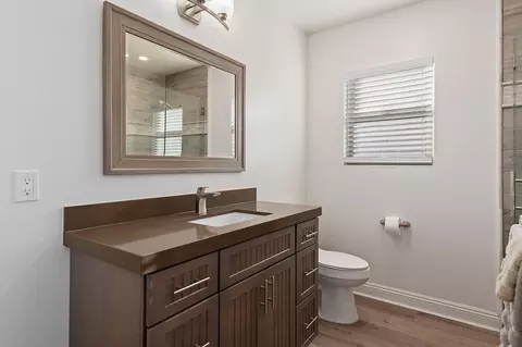 Bath - 5306 Sandpiper Way, Oxnard, CA 93035 photo 4 of 7