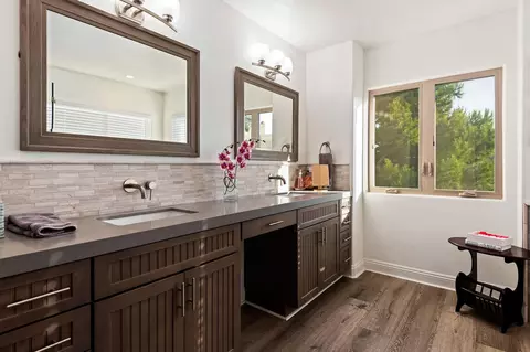 Bath - 5306 Sandpiper Way, Oxnard, CA 93035 photo 1 of 7