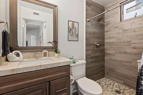 Bath - 5306 Sandpiper Way, Oxnard, CA 93035 photo 6 of 7
