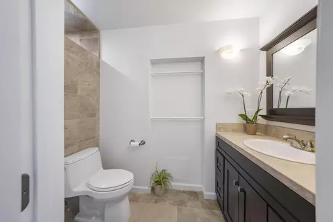 Bath - 4068 Draco Dr, Lompoc, CA 93436 photo 3 of 4