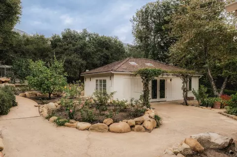 Exterior - 605 San Ysidro Rd, Montecito, CA 93108 photo 8 of 9