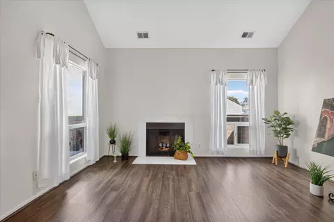 Living - 129 N J, Lompoc, CA 93436 photo 3 of 5