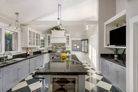 1650 E Valley Rd, Montecito, CA 93108 photo 24
