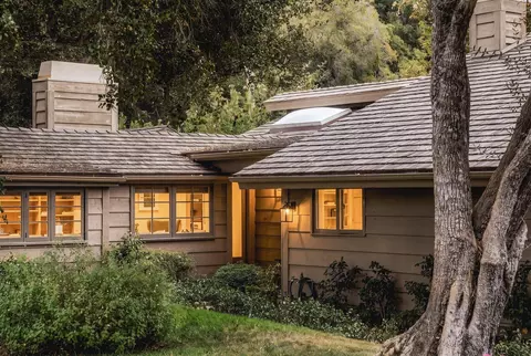 Exterior - 1515 E Valley Rd #C, Montecito, CA 93108 photo 4 of 8