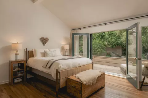 Bedroom - 1515 E Valley Rd #C, Montecito, CA 93108 photo 1 of 2