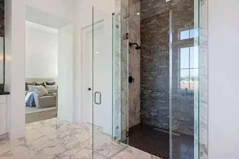 Bath - 110 Polo Way, Carpinteria, CA 93013 photo 3 of 5
