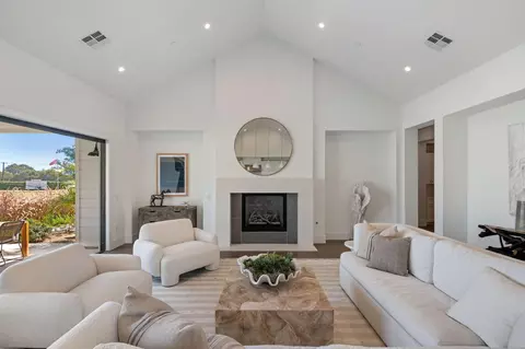 Living - 110 Polo Way, Carpinteria, CA 93013 photo 4 of 6