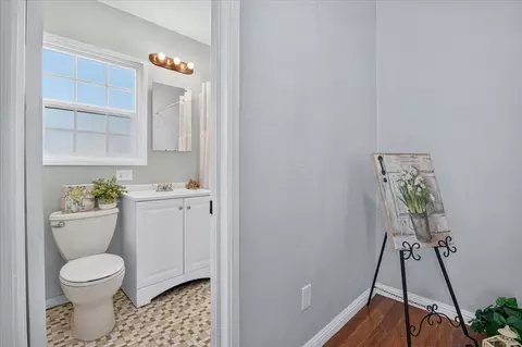 Entry Way - 235 N C St, Lompoc, CA 93436 photo 1 of 1