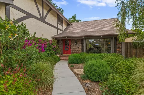 1504 Live Oak Ln, Santa Barbara, CA 93105