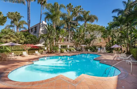 211 Por La Mar Cir, Santa Barbara, CA 93103