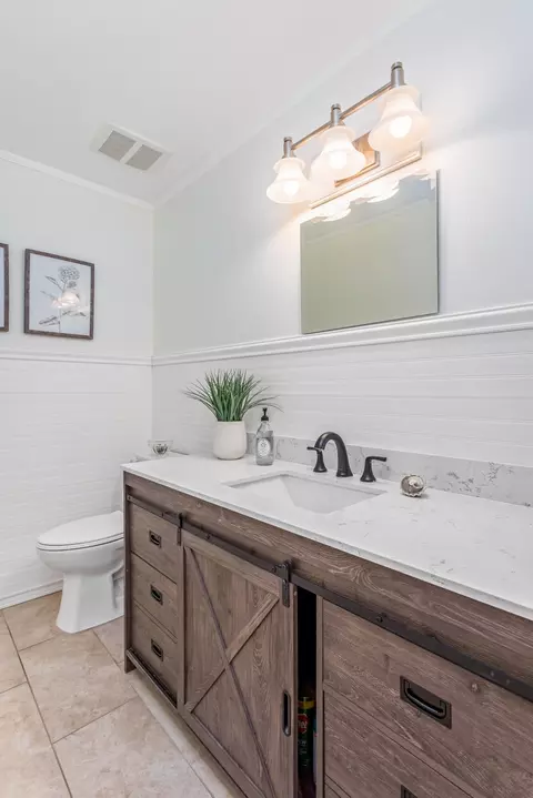 Bath - 7825 Day Dr, Goleta, CA 93117 photo 1 of 4