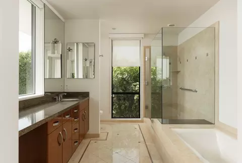 Bath - 346 Woodley Rd, Montecito, CA 93108 photo 1 of 2