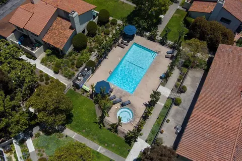 Exterior - 1930 N Jameson Ln UNIT B, Montecito, CA 93108 photo 6 of 6