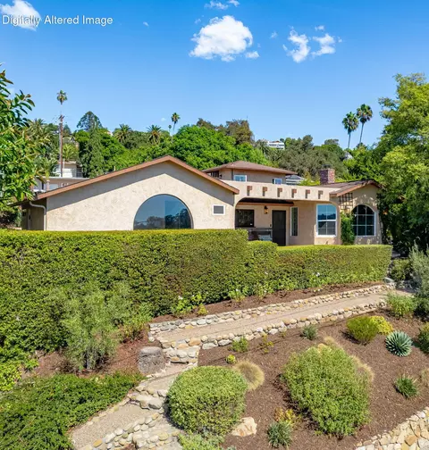 2944 La Combadura Rd, Santa Barbara, CA 93105