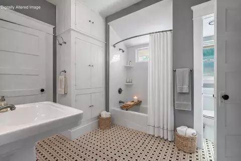 Bath - 533 Pine St, Solvang, CA 93463 photo 1 of 4