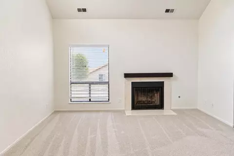 133 N J St, Lompoc, CA 93436 photo 2