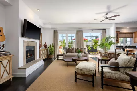 121 W De La Guerra St #11, Santa Barbara, CA 93101