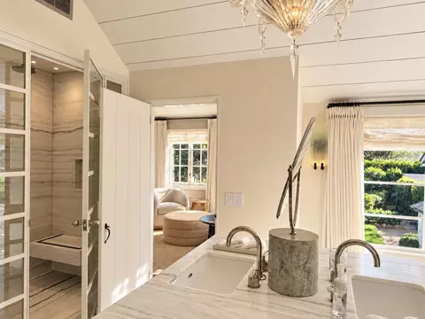 Bath - 274 Middle Rd, Montecito, CA 93108 photo 2 of 5