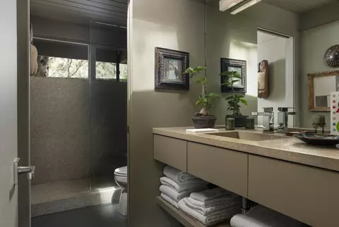 Bath - Undisclosed, Montecito, CA 93108 photo 2 of 2