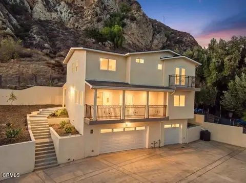 Exterior - 923 Main St, Piru, CA 93040 photo 2 of 6