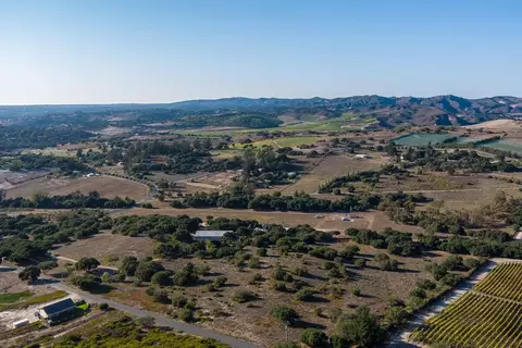 1990 Tularosa Rd, Lompoc, CA 93436 photo 11