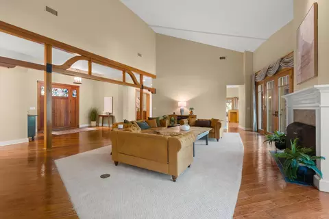 Living - 402 S Montgomery St, Ojai, CA 93023 photo 3 of 5
