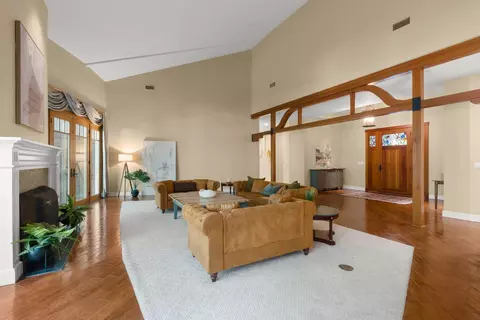 Living - 402 S Montgomery St, Ojai, CA 93023 photo 2 of 5