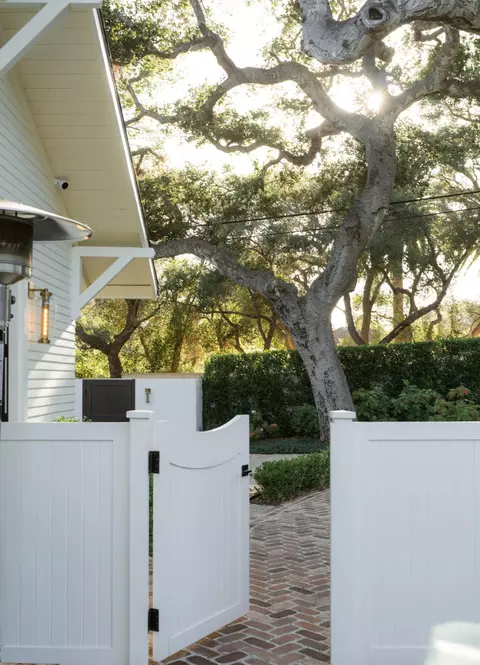 Exterior - 540 El Bosque Rd, Montecito, CA 93108 photo 5 of 13