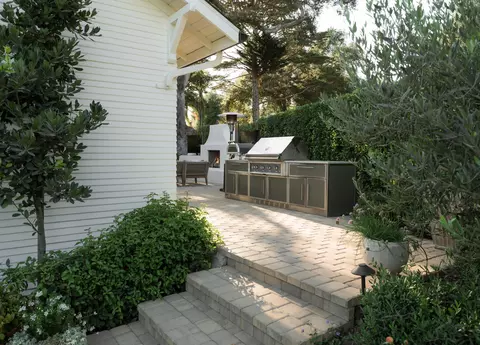 Exterior - 540 El Bosque Rd, Montecito, CA 93108 photo 6 of 13
