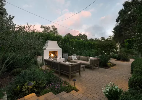 Exterior - 540 El Bosque Rd, Montecito, CA 93108 photo 7 of 13