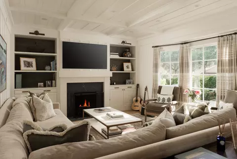 Living - 540 El Bosque Rd, Montecito, CA 93108 photo 1 of 2