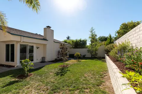 Exterior - 901 Ruby Ave, Ventura, CA 93004 photo 8 of 8