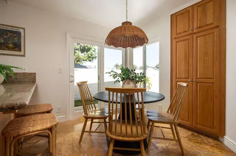 Dining - 901 Ruby Ave, Ventura, CA 93004 photo 4 of 4
