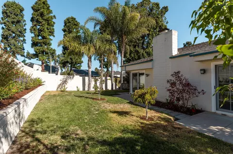 Exterior - 901 Ruby Ave, Ventura, CA 93004 photo 7 of 8