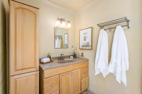 Bath - 449 Pacific Oaks Rd, Goleta, CA 93117 photo 1 of 3