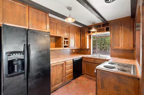 Kitchen - 1690 Juniper Ave, Solvang, CA 93463 photo 2 of 3
