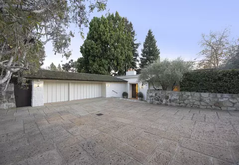 Exterior - 2069 China Flat Rd, Montecito, CA 93108 photo 3 of 13