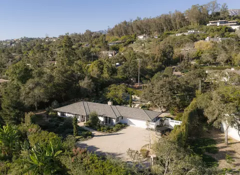 View/Area - 830 Summit Rd, Santa Barbara, CA 93108 photo 2 of 4