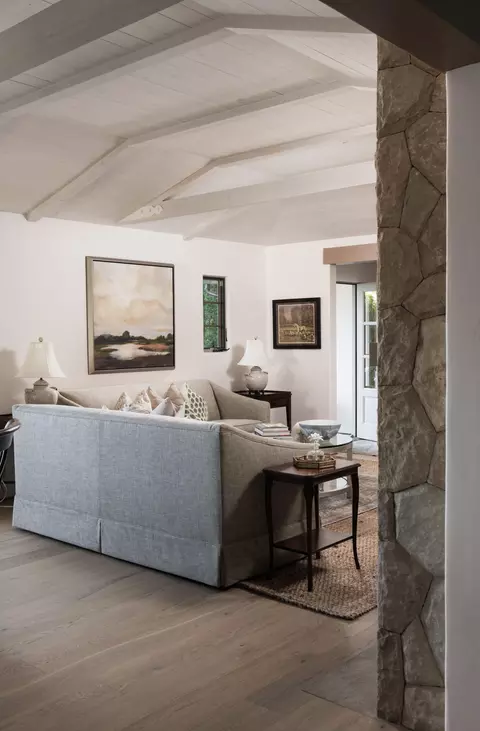 Living - 830 Summit Rd, Santa Barbara, CA 93108 photo 2 of 3